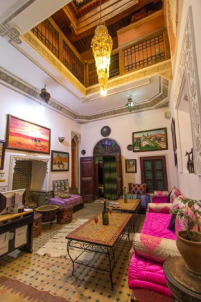 Гостиница Riad Anass Al Ouali  Фес